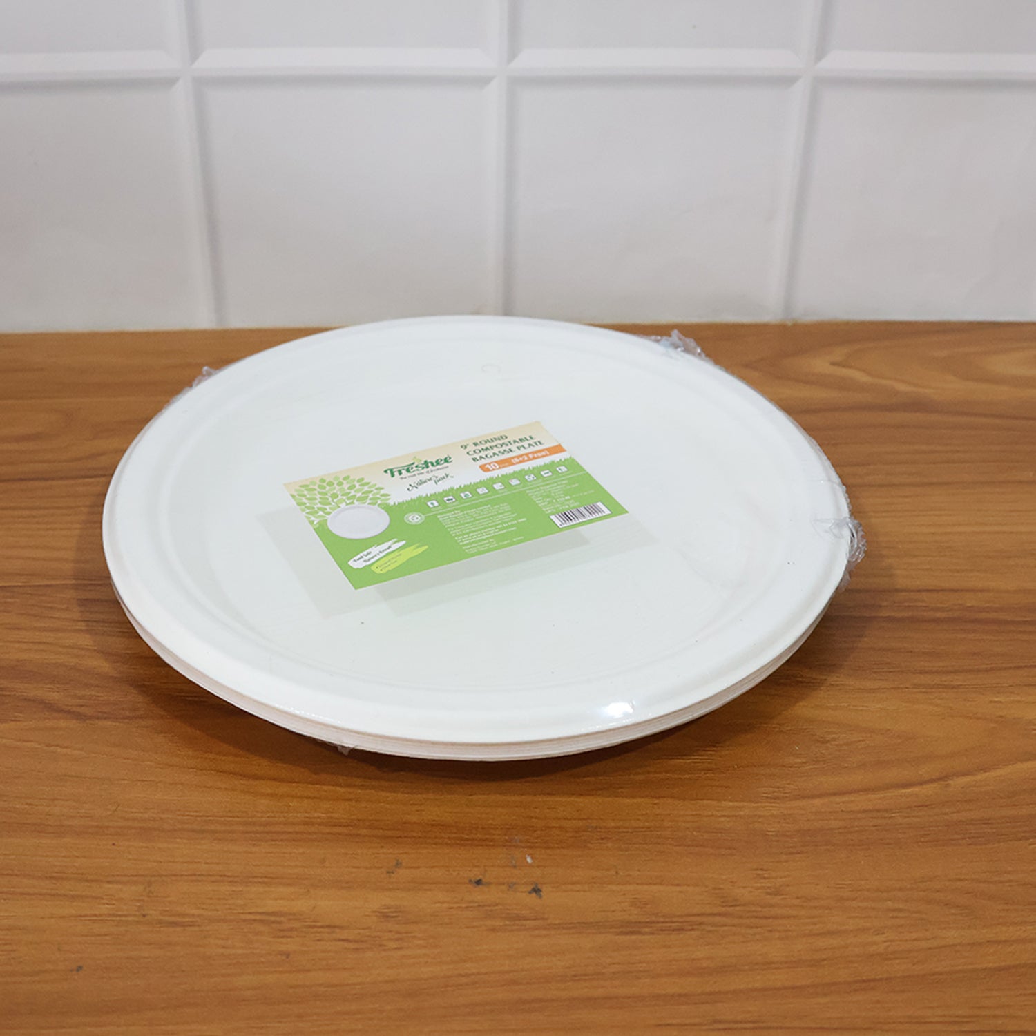 Freshee 9 Inch Compostable Bagasse Plate (10 Pc) signaturekarts