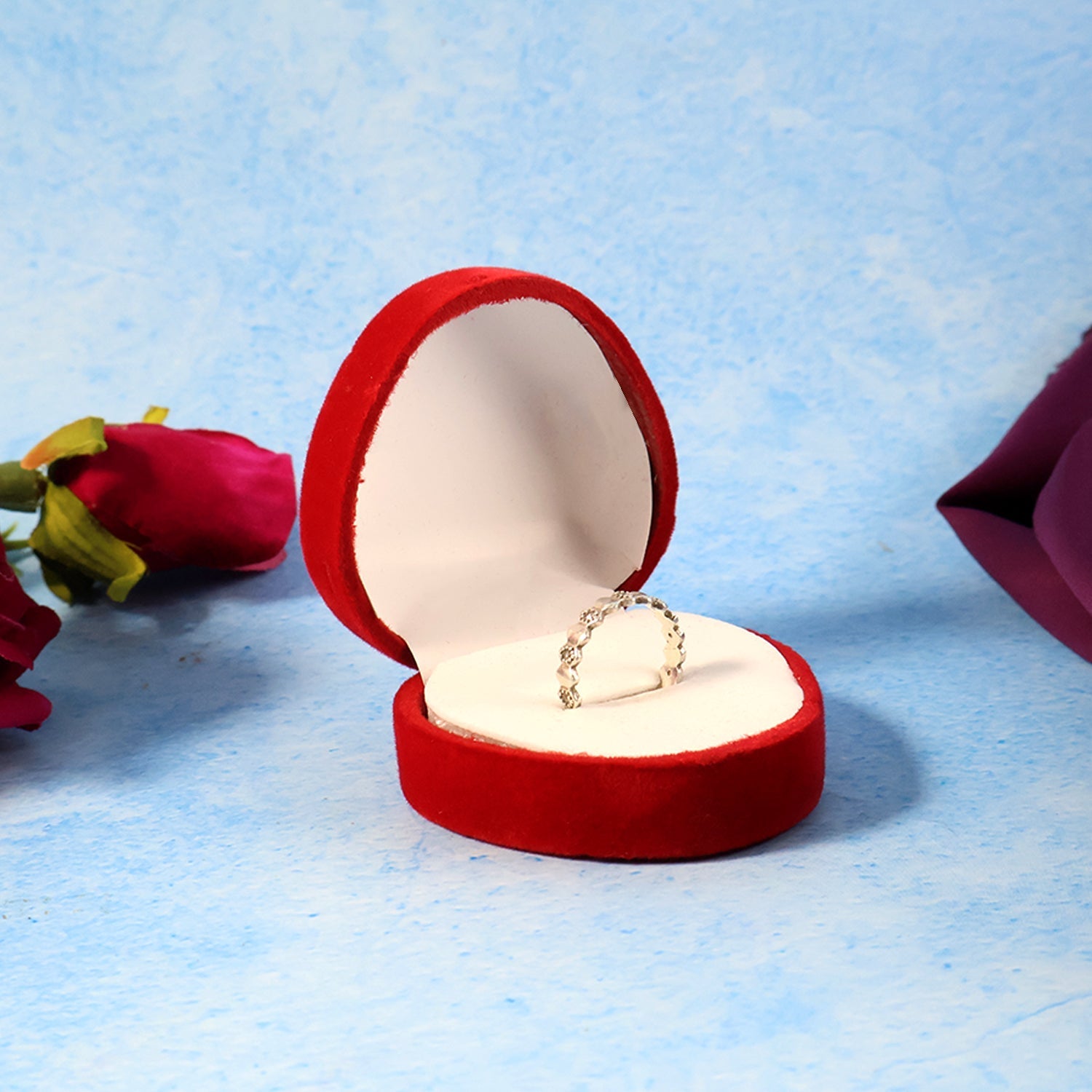 Premium Heart-Shaped Velvet Jewellery Ring Box (1 Pc) The Morsignaturekarts
