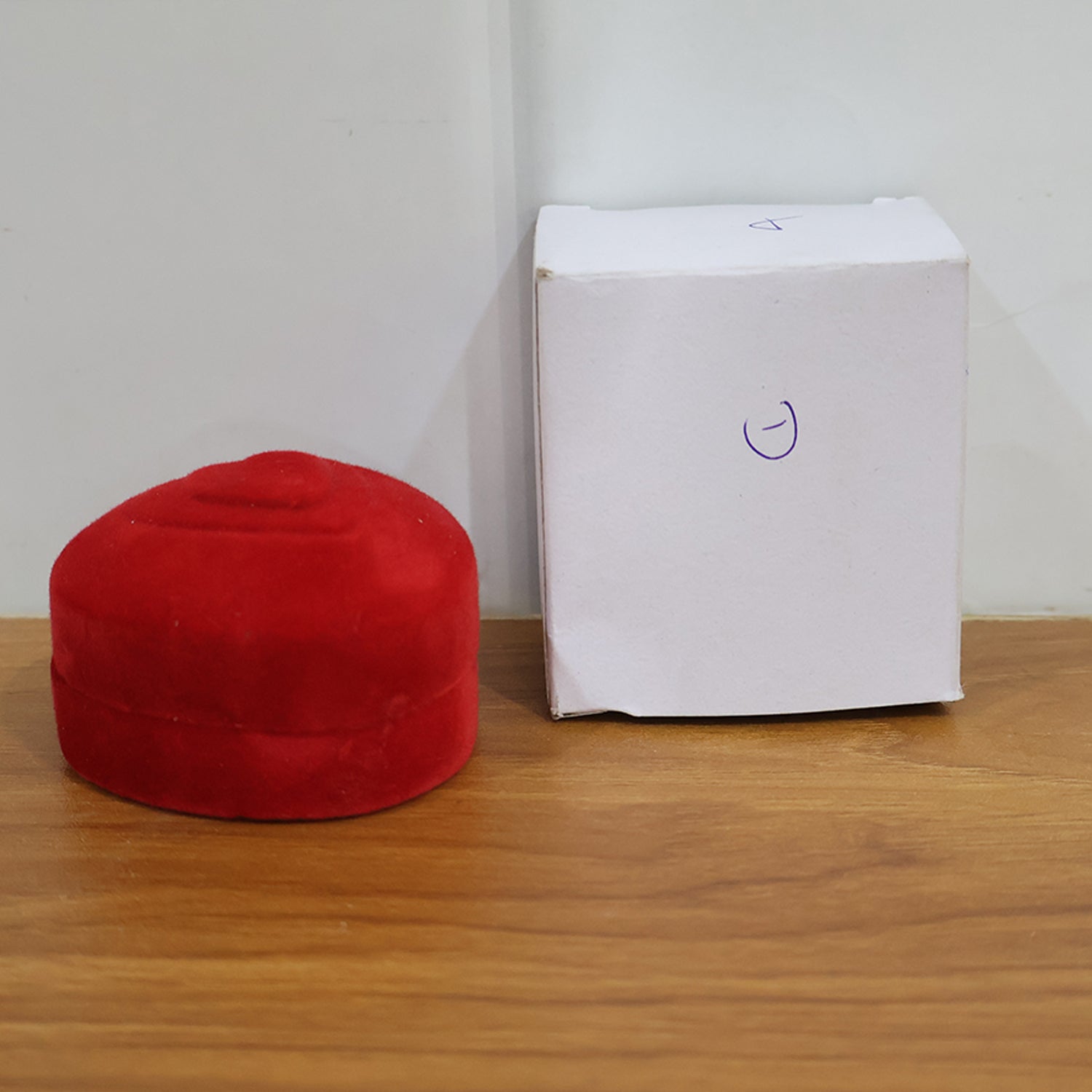 Premium Heart-Shaped Velvet Jewellery Ring Box (1 Pc) The Morsignaturekarts