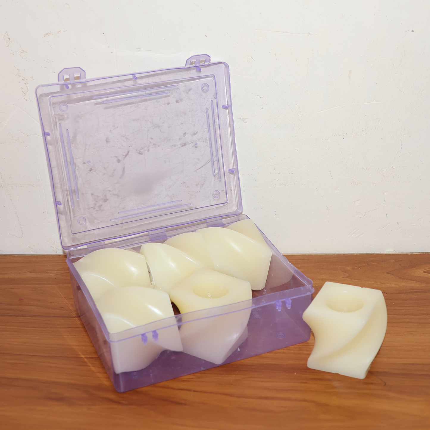 Set of 6 LED Flameless Decorative Candles – Square Shape Tealight Lamps signaturekarts