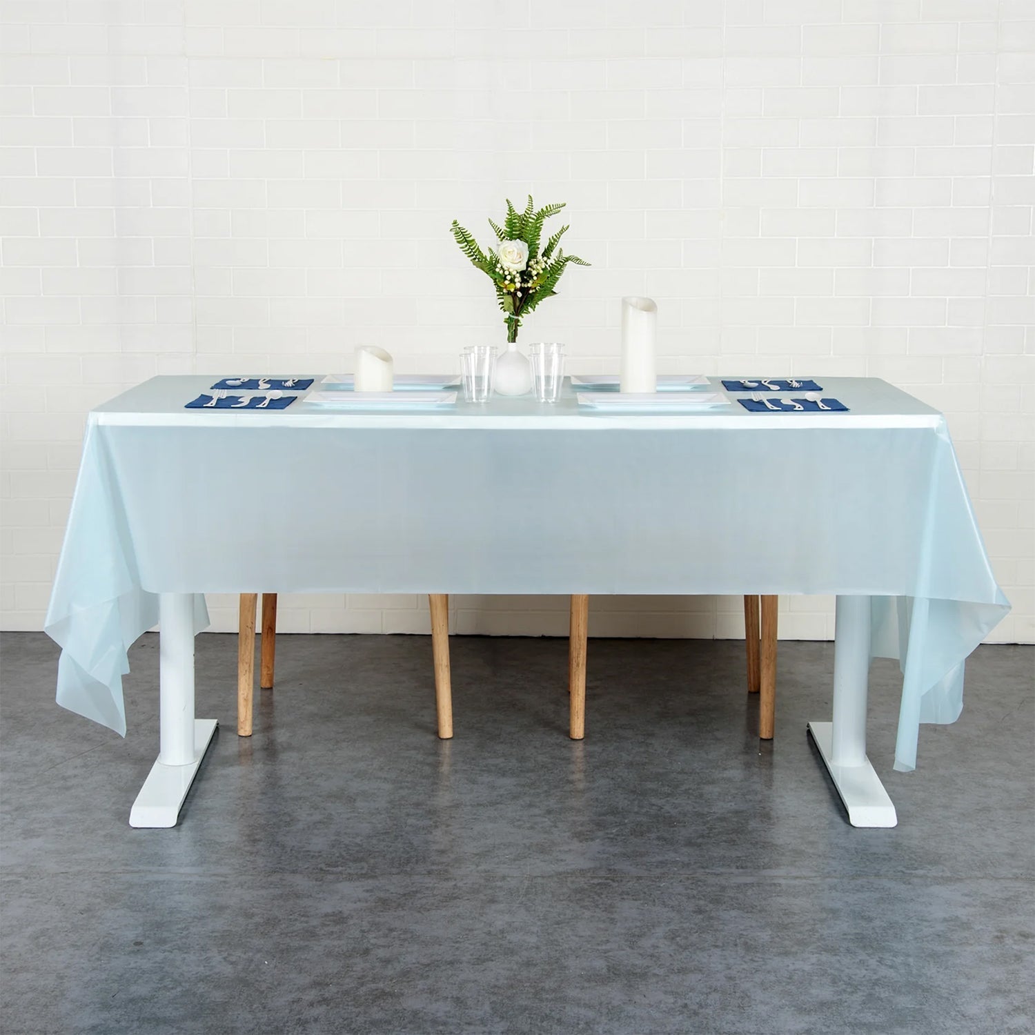 Waterproof Disposable Plastic Table Cover 137 × 183 cm signaturekarts