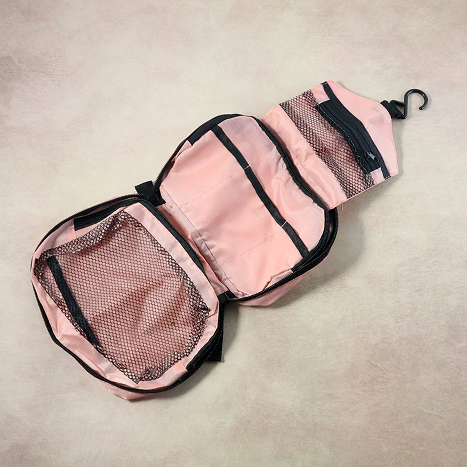 Premium Travel Mate Hanging Toiletry Bag (1 Pc) The Morsignaturekarts
