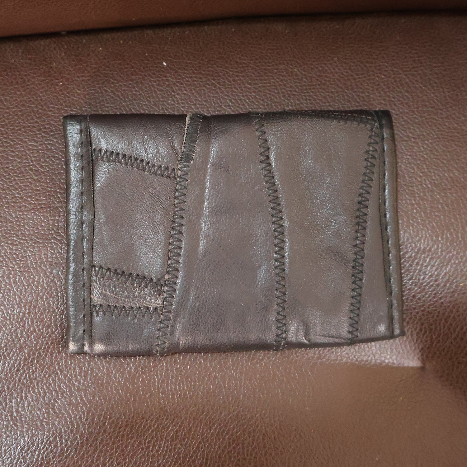Premium Genuine Bi-Fold Wallet (1 Pc) signaturekarts