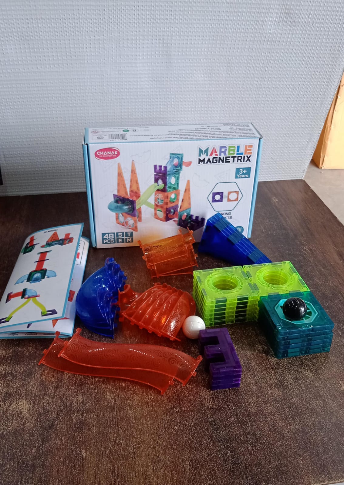 Marble Magnetrix Magnetic Marble Run Building Set signaturekarts