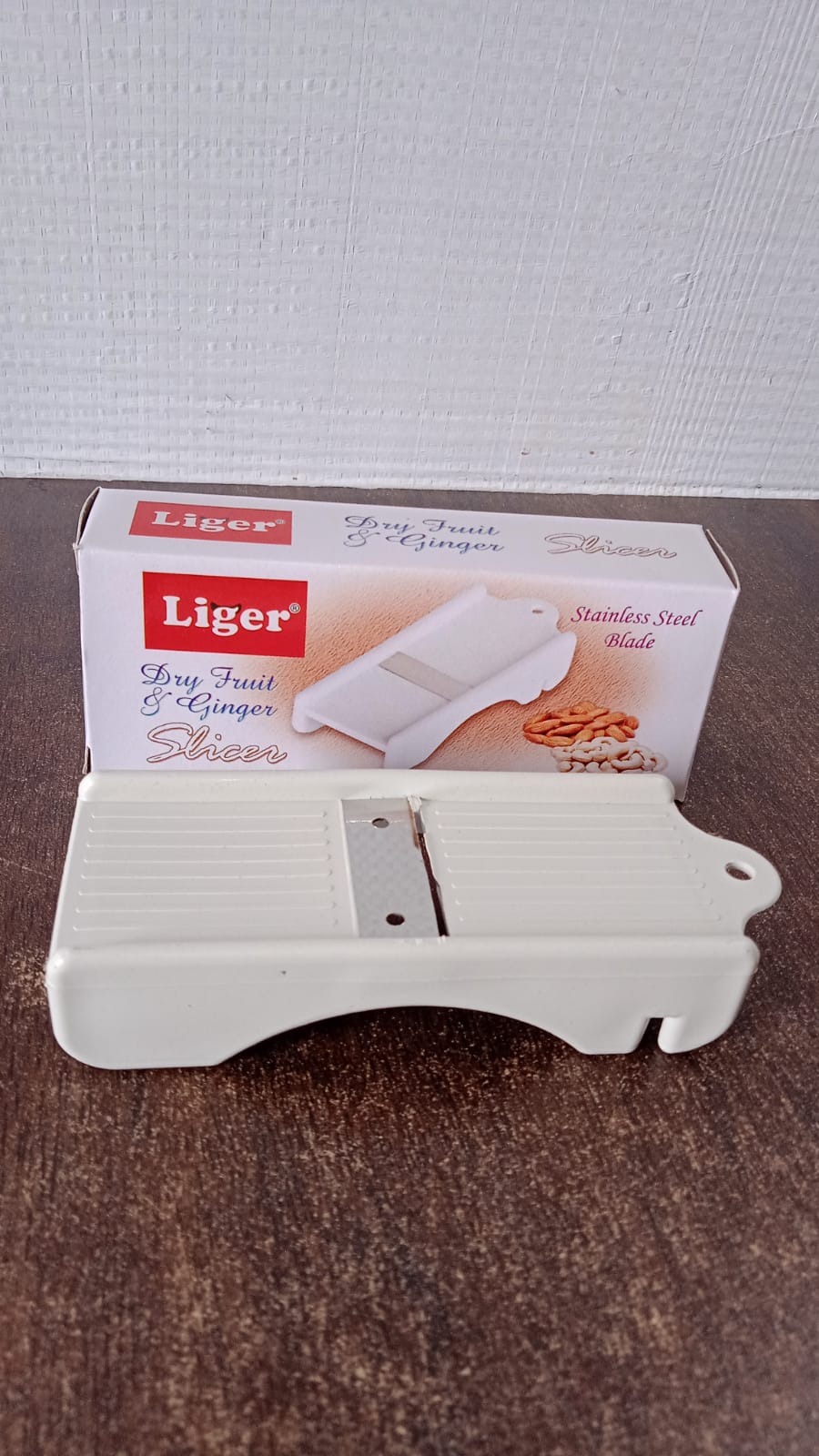 Liger Multipurpose Dry Fruit Slicer & Ginger (1 Pc) Signature Kart