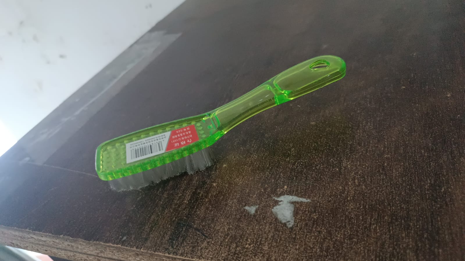 Plastic Handle Shoes Clothes Scrubbing Brush (1 Pc / Mix Color / 19 Cm) Signaturekarts