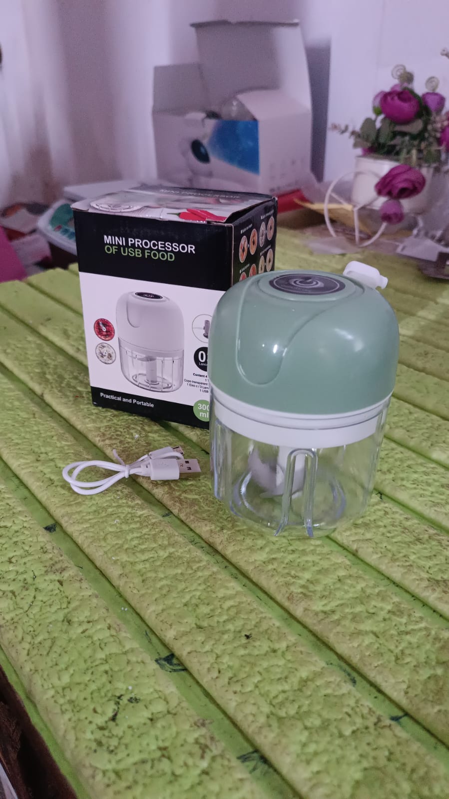 Wireless USB Rechargeable Mini Electric Garlic Machine / Chopper (250Ml) Signaturekarts