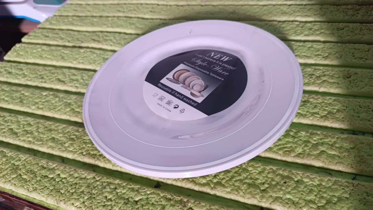 Round Plastic Dinner Plates Wedding Birthday Party Tableware Supplies (6 Pcs Set) Signaturekarts