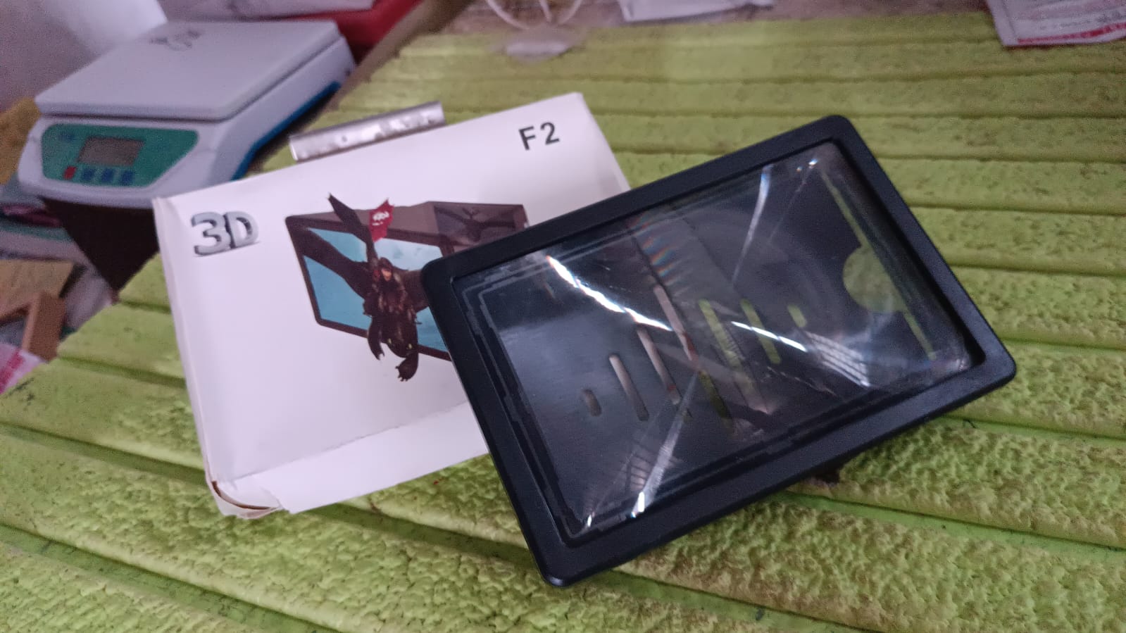 Enlarged Screen 3D HD Mobile Phone Screen Magnifier Amplifier (1 Pc) Signaturekarts