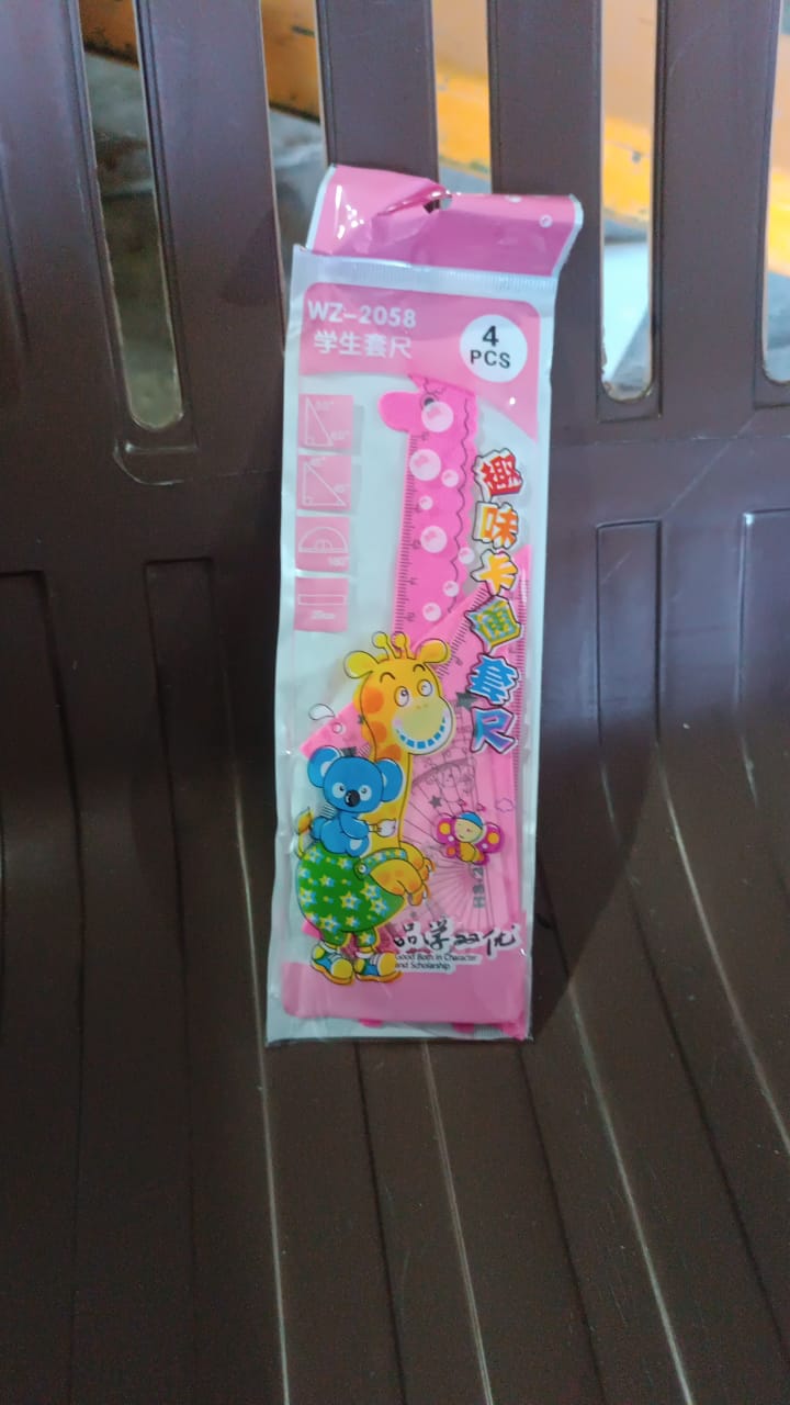 Cute Cartoon Giraffe Ruler / Scale Meter Ruler / Triangle Ruler (4 Pc Set) Signature kart