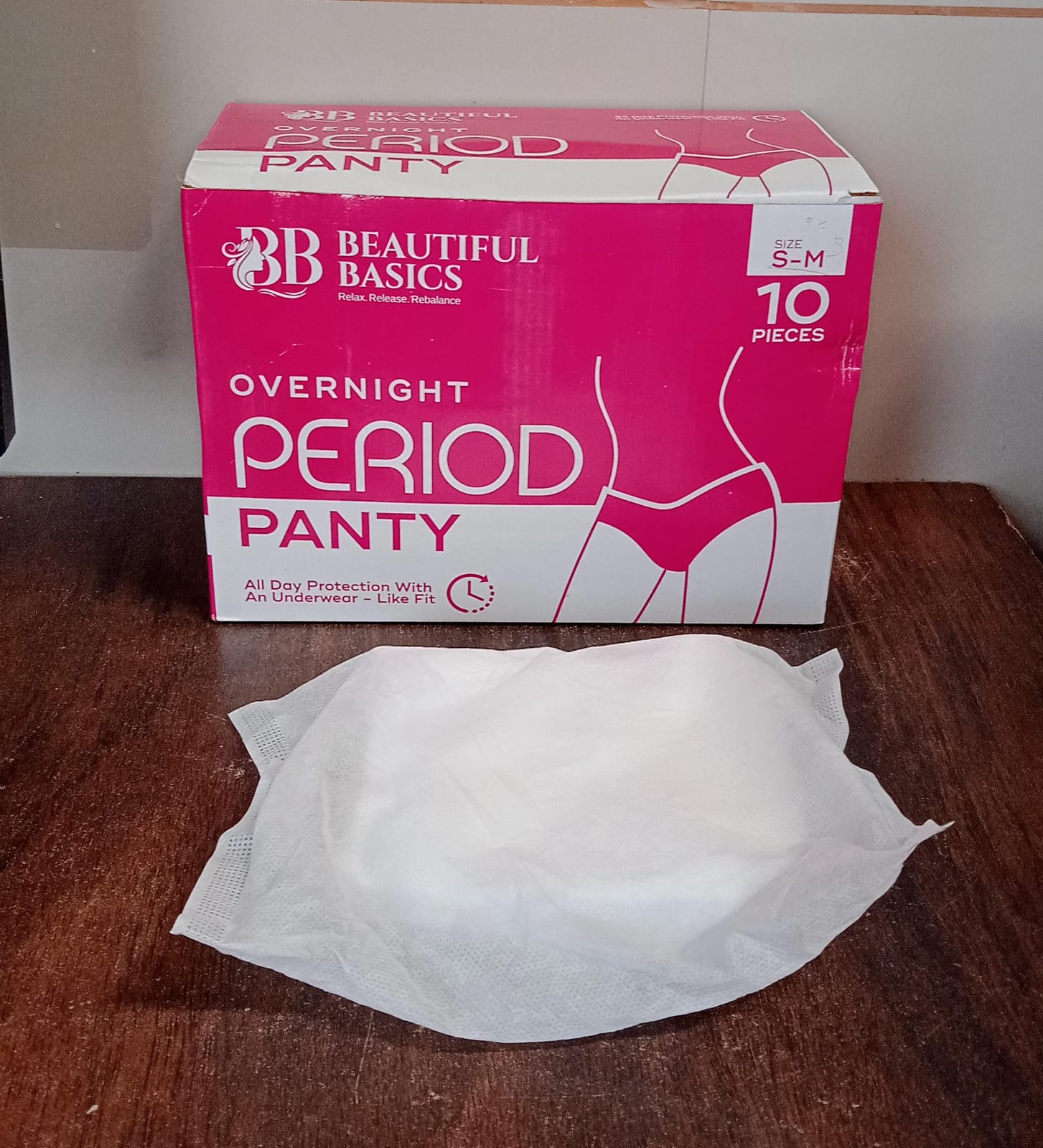 Women's Emergency Kit, Travel Kit- Includes Seamless Underwear, Pantyliner, Feminine Hygiene Sachet First Period Kit (10 Pcs) signaturekarts