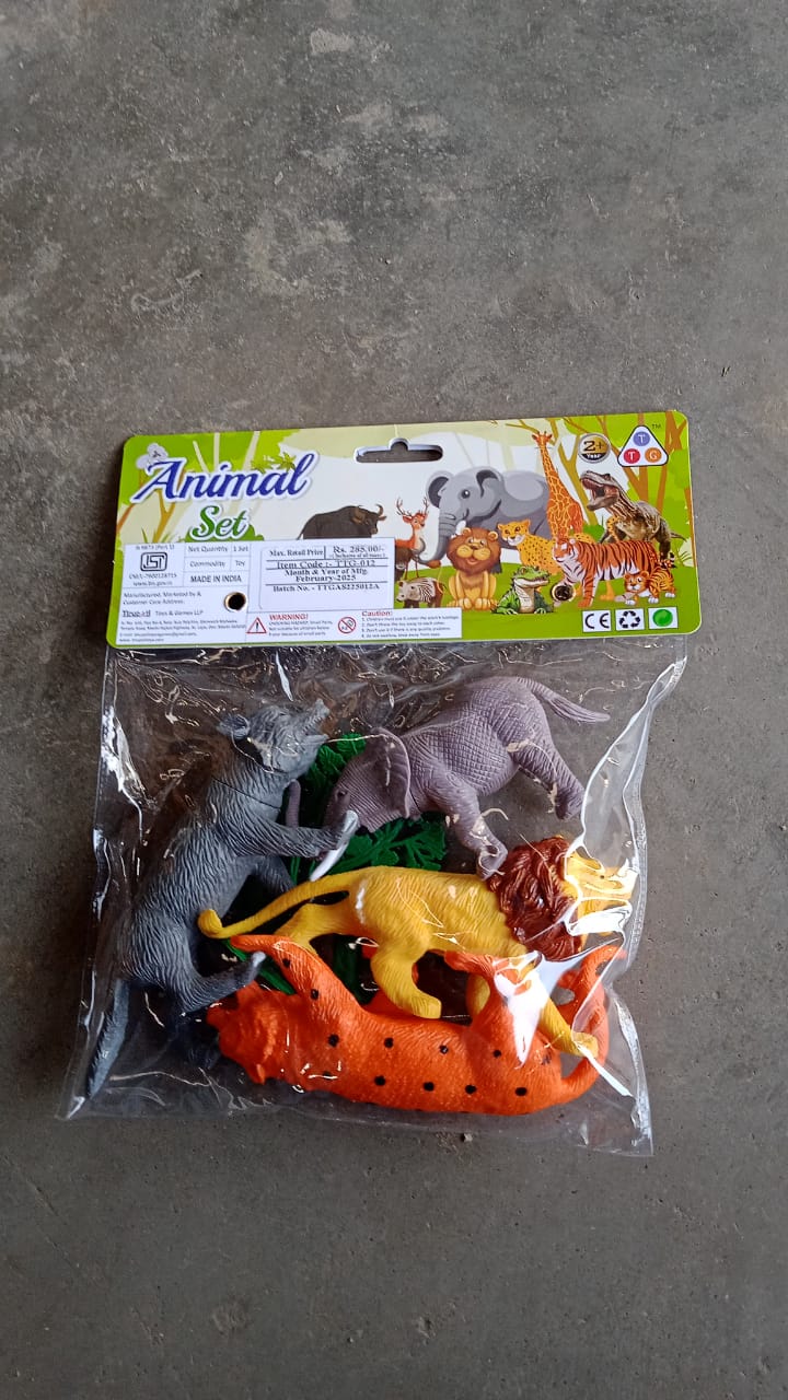 TTG Small Wild Animal Toy Set for Kids (Pack of 4 Animals) Signature kart