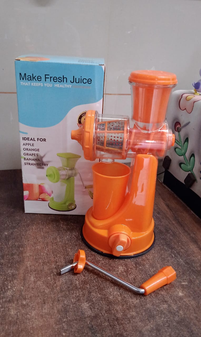 Manual Fruit Vegetable Juicer with Juice Cup and Waste Collector Signature Kart