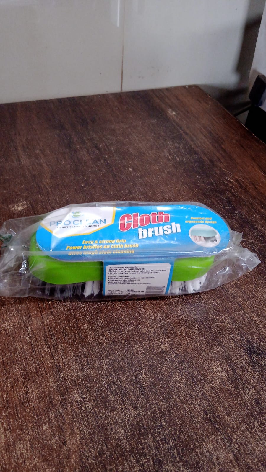 Pro Clean Multi-Purpose Cloth Washing Brush with Plastic Handle (1 Pc) Signature kart