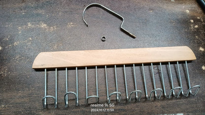 Space Saving 8 Hooks Wooden Hangers (1 Pc) Signaturekarts