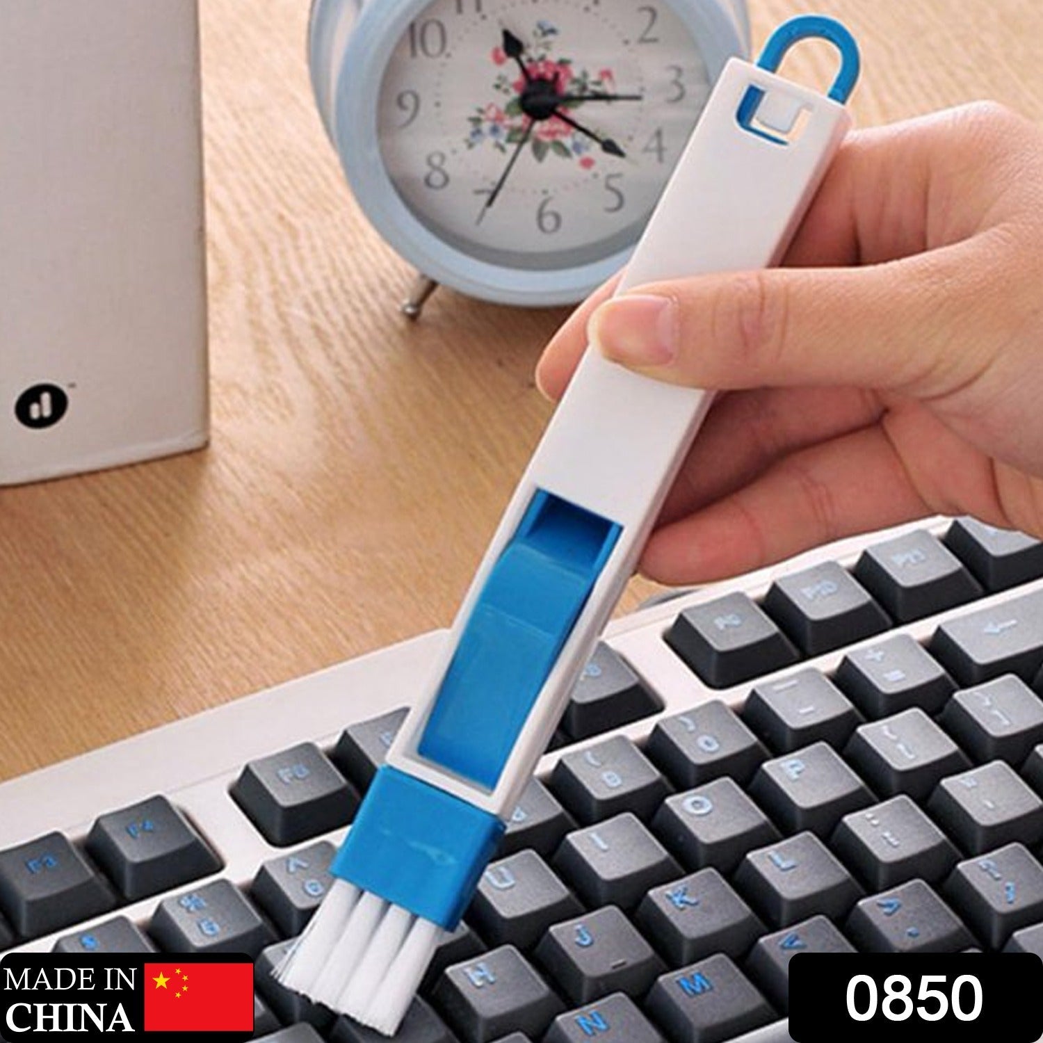 2 in 1 Multi-Function Plastic Window Slot Wardrobe Dust Removal Cleaning Brush signaturekarts
