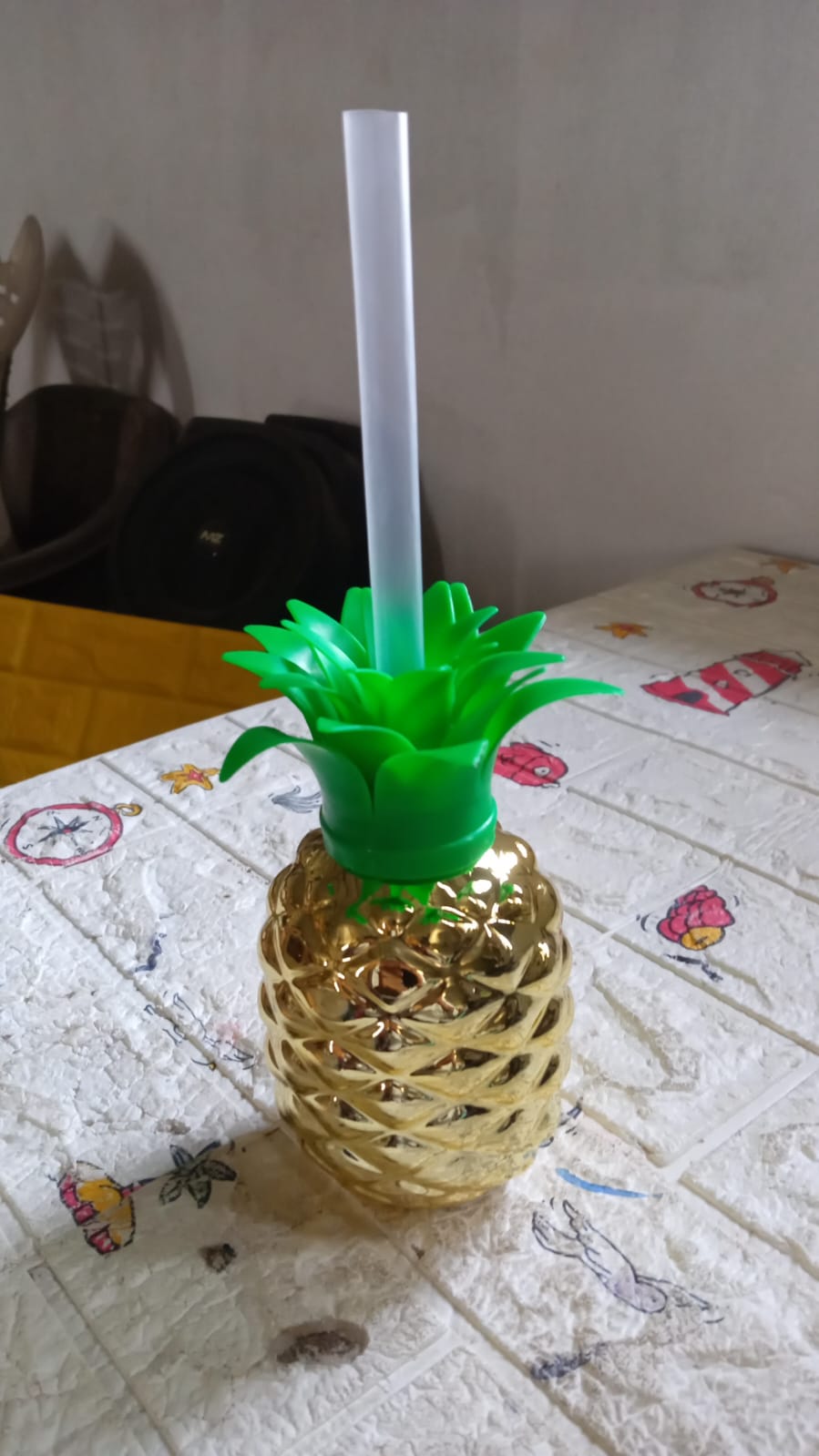 Plastic Pineapple Cups with Straw (1 Pc) - Party Favors, Hawaiian, Beach signaturekarts