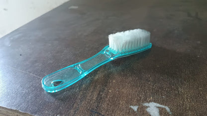 Plastic Handle Shoes Clothes Scrubbing Brush (1 Pc / Mix Color / 19 Cm) Signaturekarts