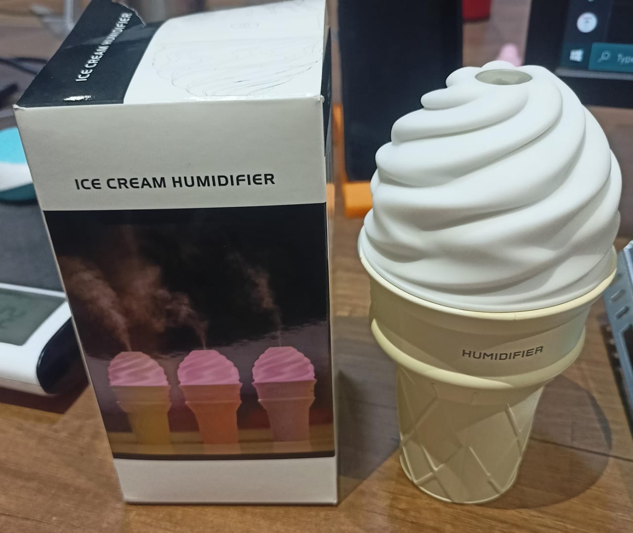 Ice Cream Cone Shape Air Freshener Humidifier (1Pc / Cream Color) Signature kart