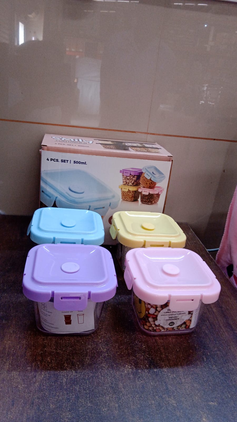 Plastic Food Storage Containers with Lid (4 Pcs Set / 500 ML) Signaturekarts