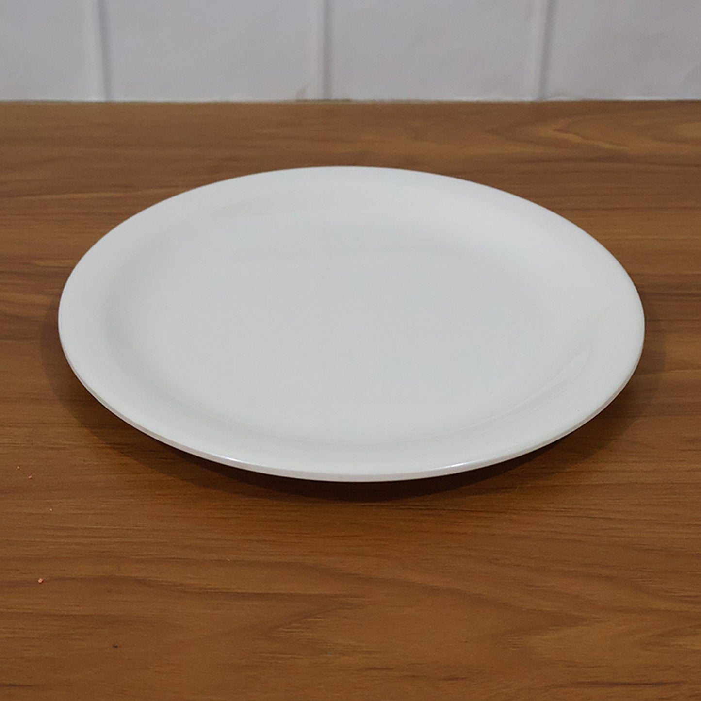 Plastic Round Dinner / Serving Plate – 23 cm (1 Pc) signaturekarts