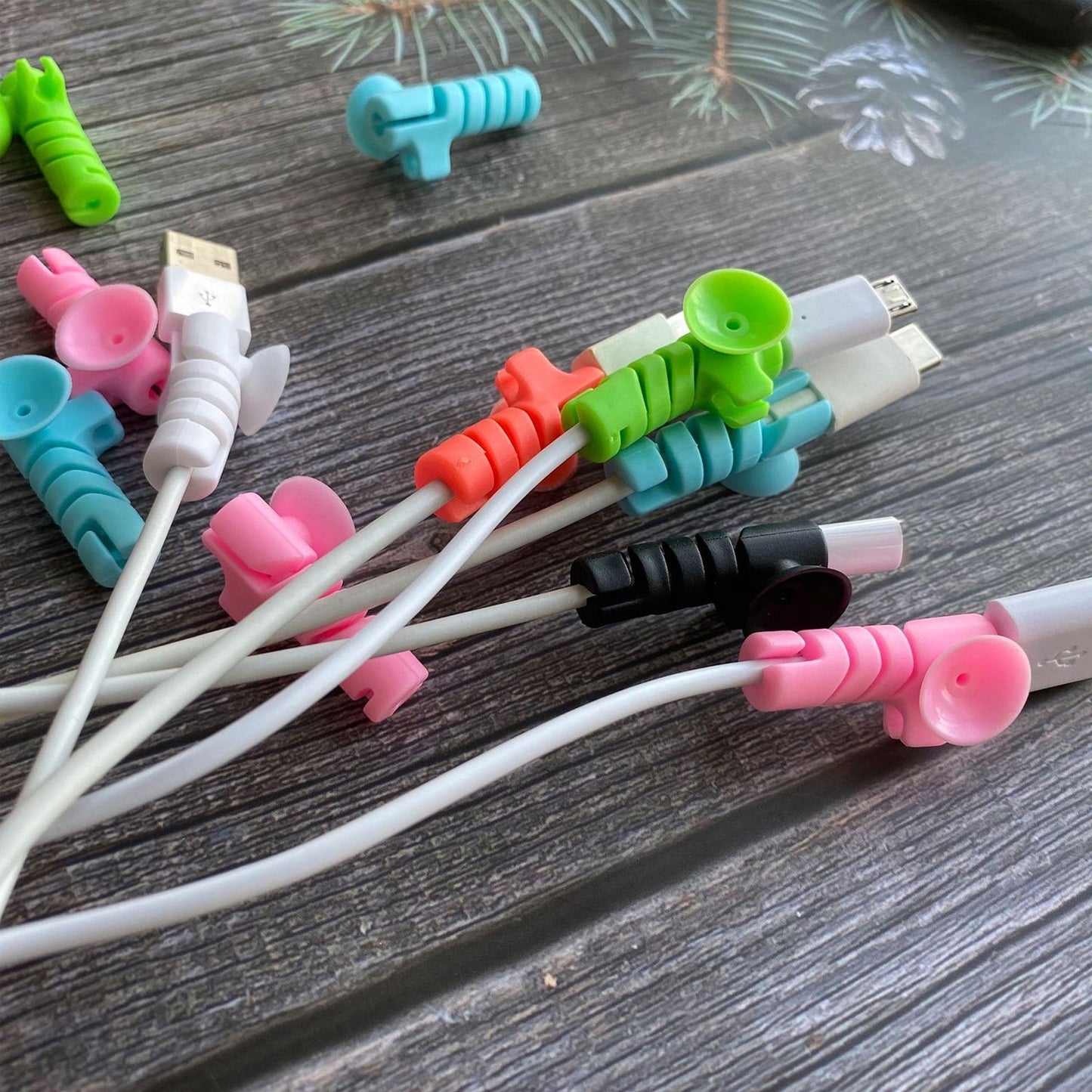 Cable Cord Protector Saver with Suction end (Suction Winder / 4 Pcs Set) Signaturekarts