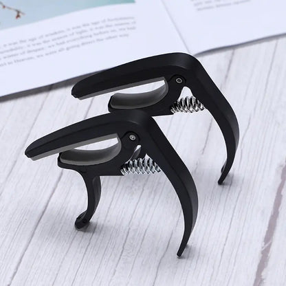 Guitar Capo with Pickup Stand – Soft Capo for Acoustic & Electric Instruments signaturekarts